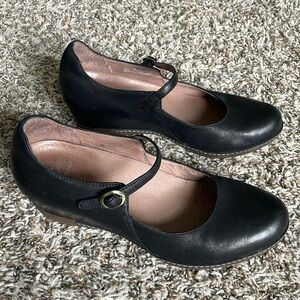 Dansko black soft leather round toe wedge heel Mary Janes